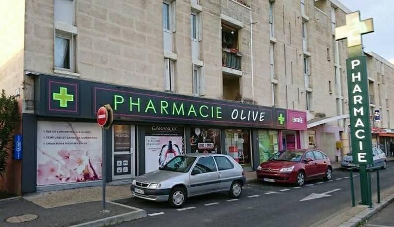 enseigne lumienuse pharmacie vitrolles