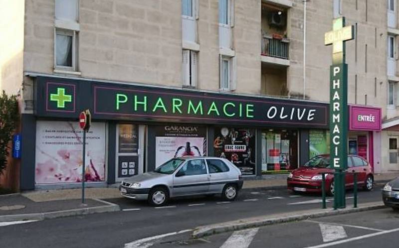enseigne lumienuse pharmacie marseille