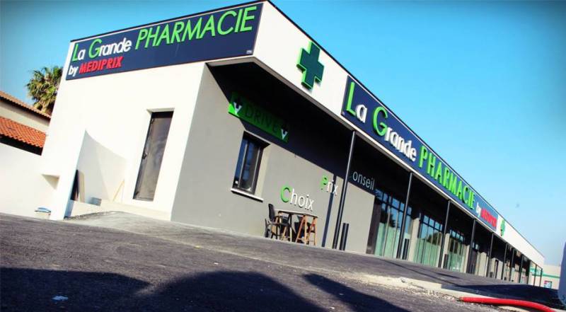 enseigne lumineuse pharmacie miramas