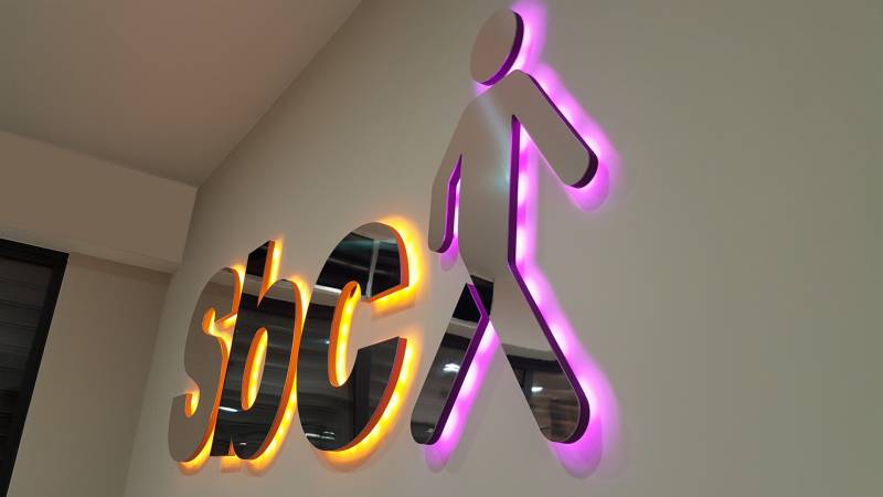 lettre reliefs avec rétro-éclairage pour intérieur à marseille