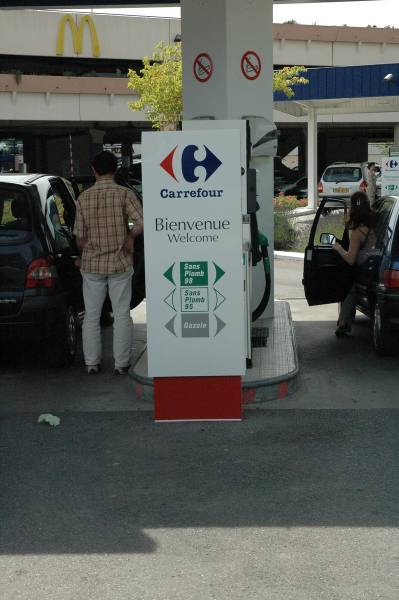 totem station service aix en provence