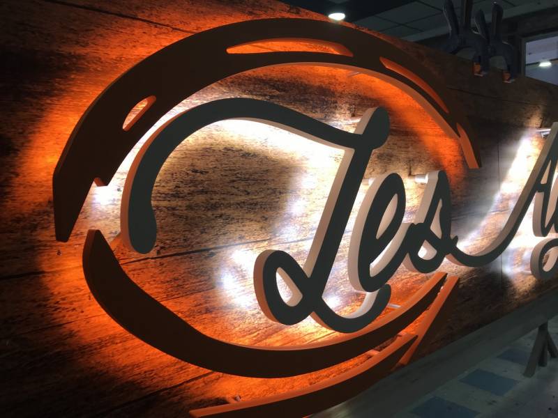 lettres lumineuses restaurant aubagne