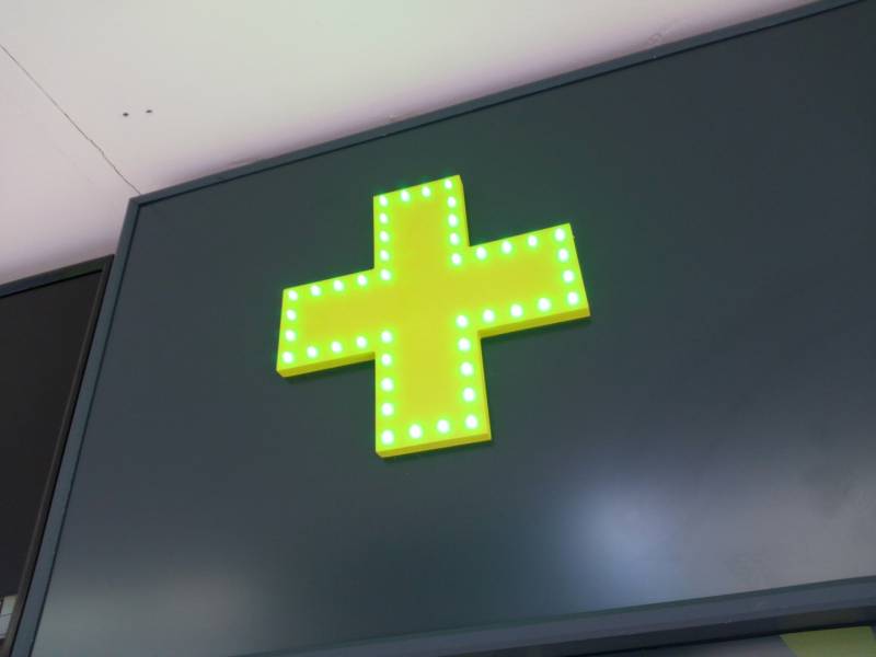 croix de pharmacie à diodes montpeliier