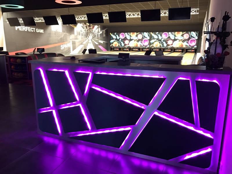 banque d'accueil lumineuse montpellier