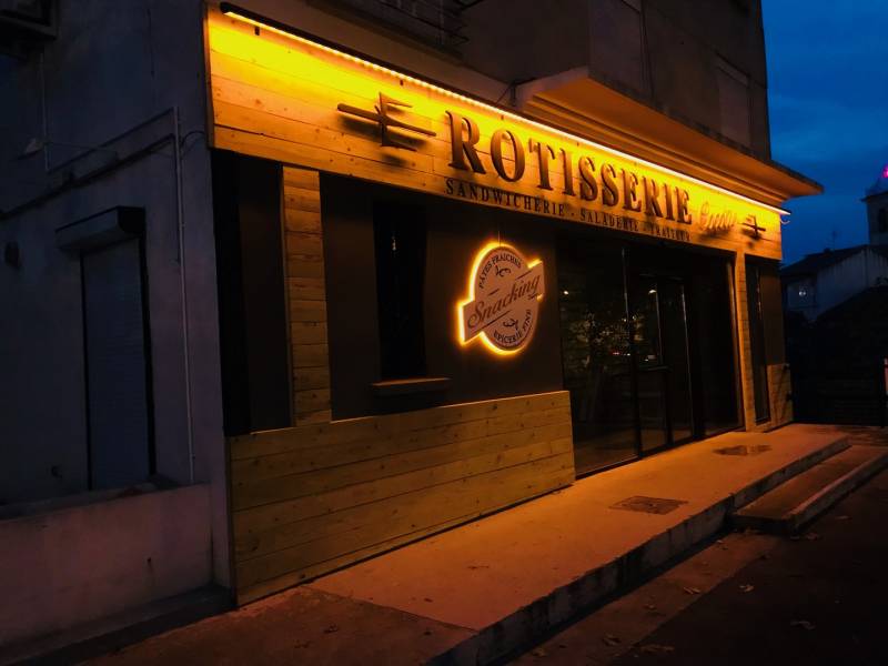 habillage de façade en lames de bois st victoret