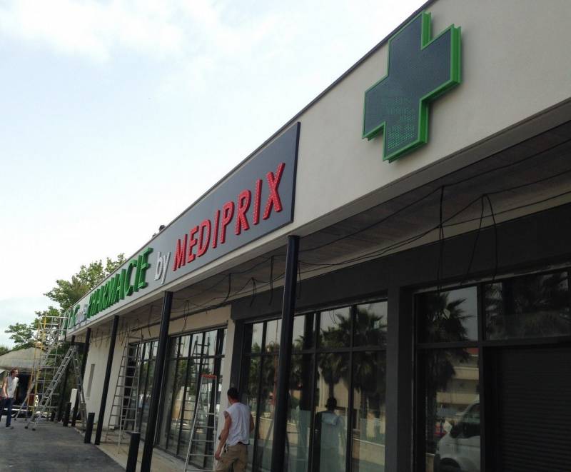 croix de pharamcie à led nice