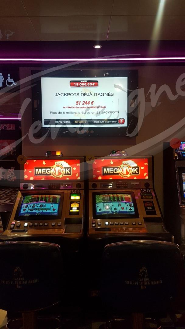 Eclairage plafond changement de couleur à Fréjus