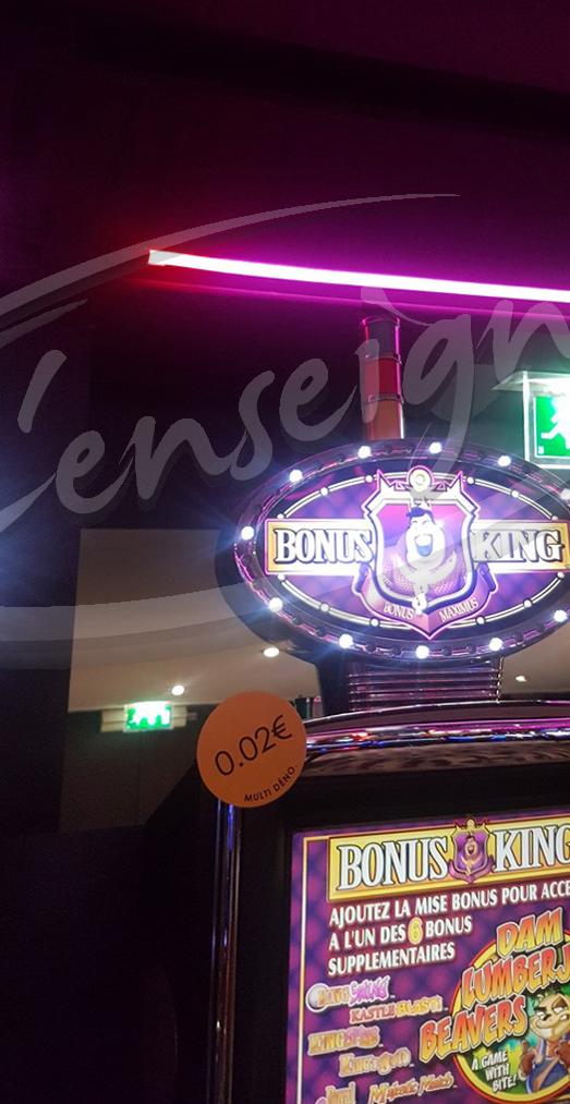 Plafond lumineux machines à sous à Aix-en-Provence