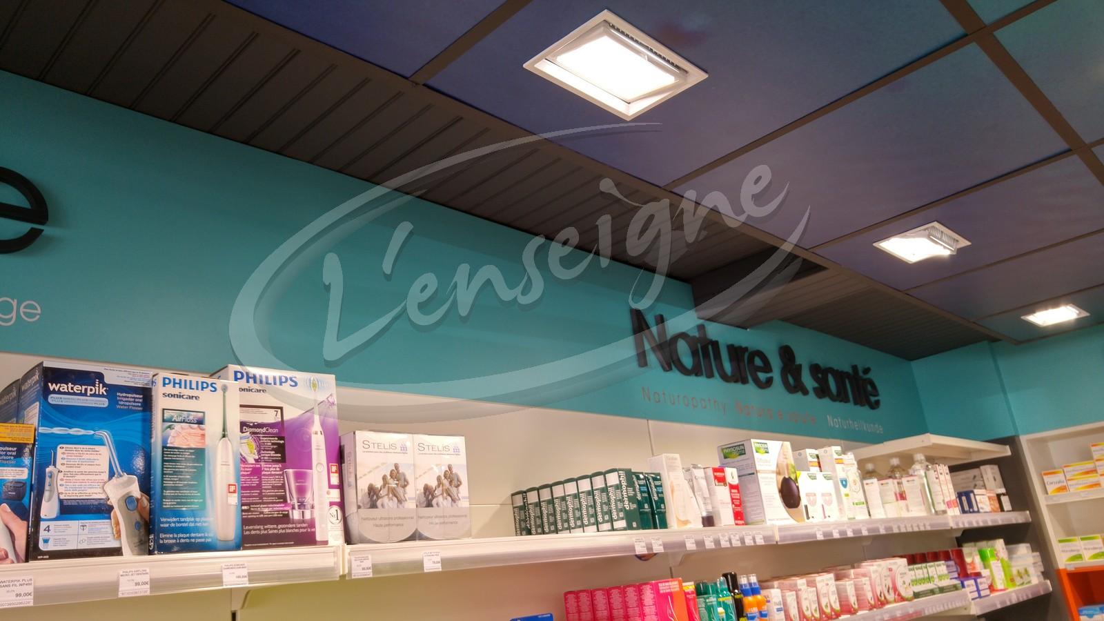 Enseigne lettres reliefs Sainte-Maxime