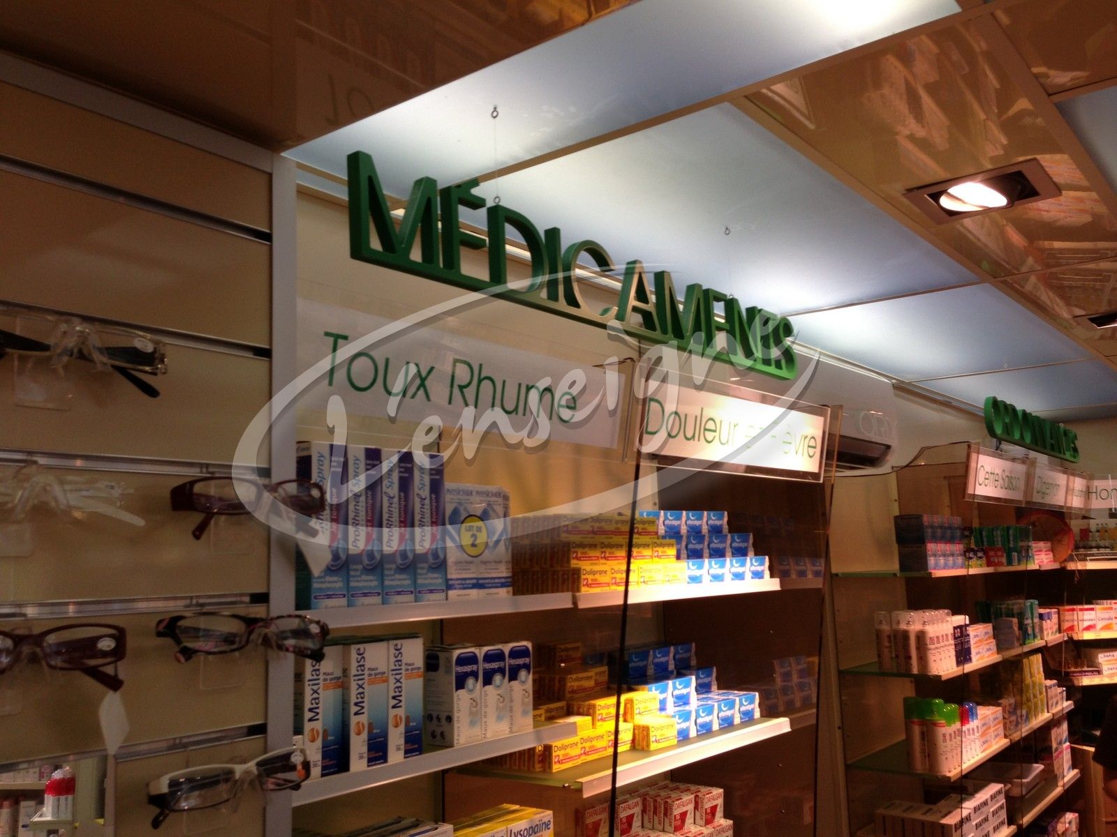 lettres decoupées pour signalétique interieure nimes