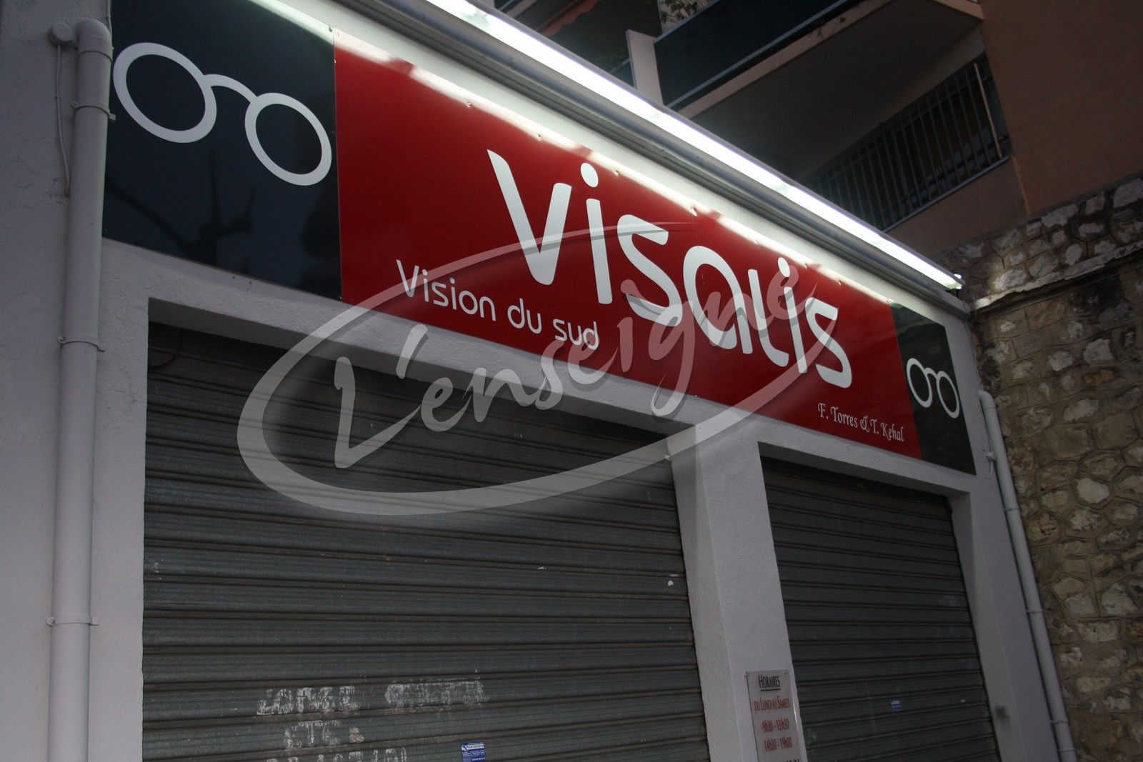 panneau de magasin marseille