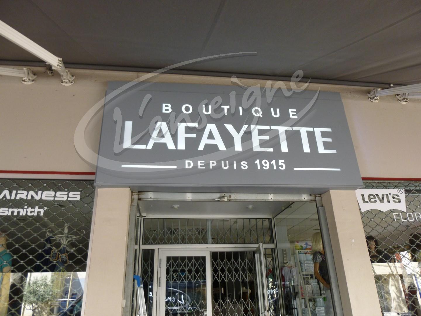 caisson lumineux port st louis du rhone