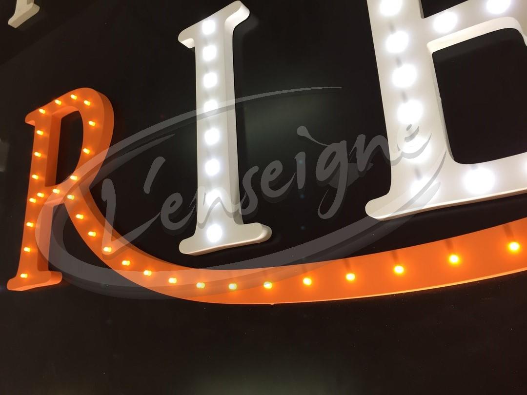 enseigne lumineuse boualngerie marseille