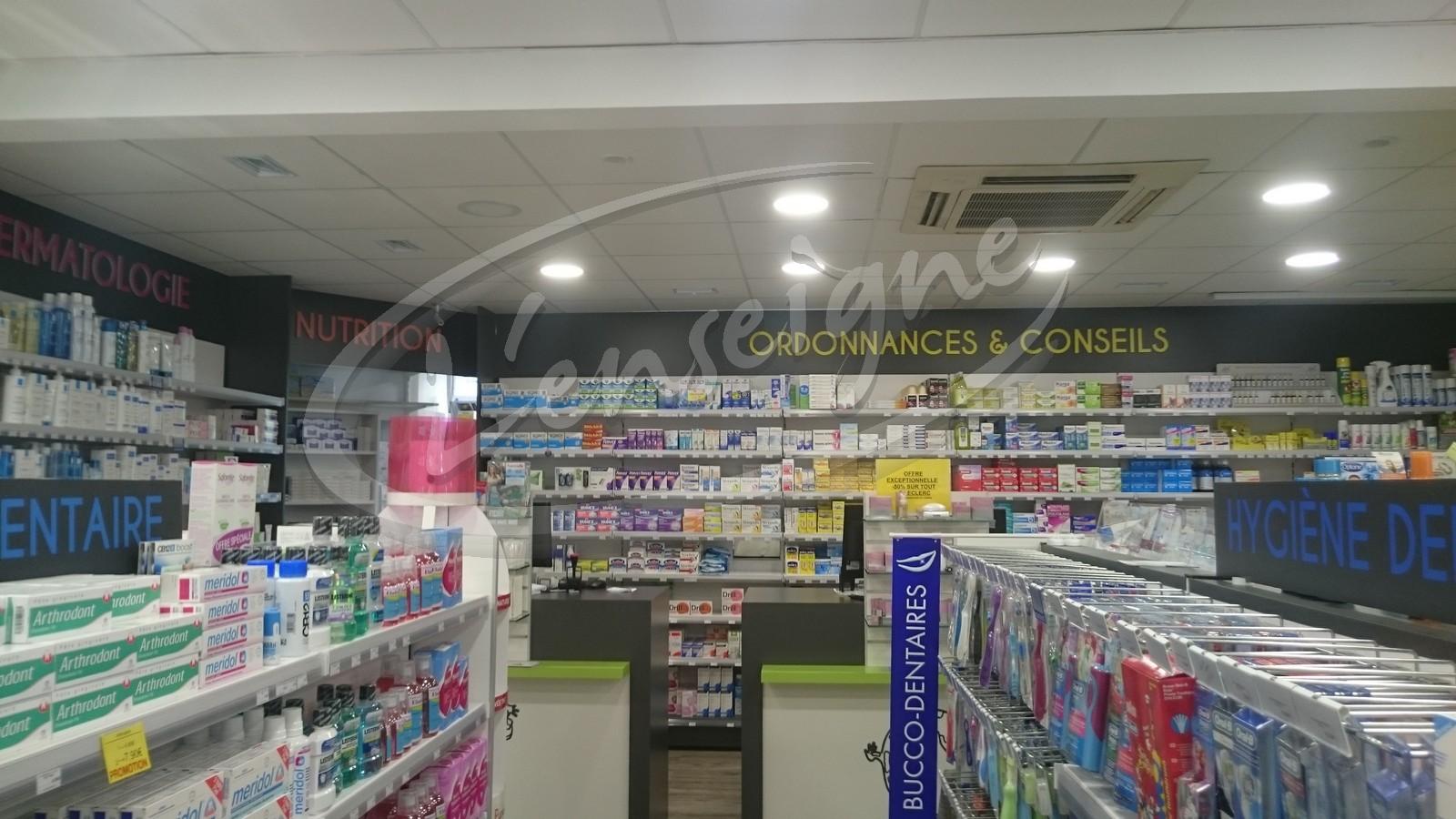 Pose de lettres en relief enseigne Martigues