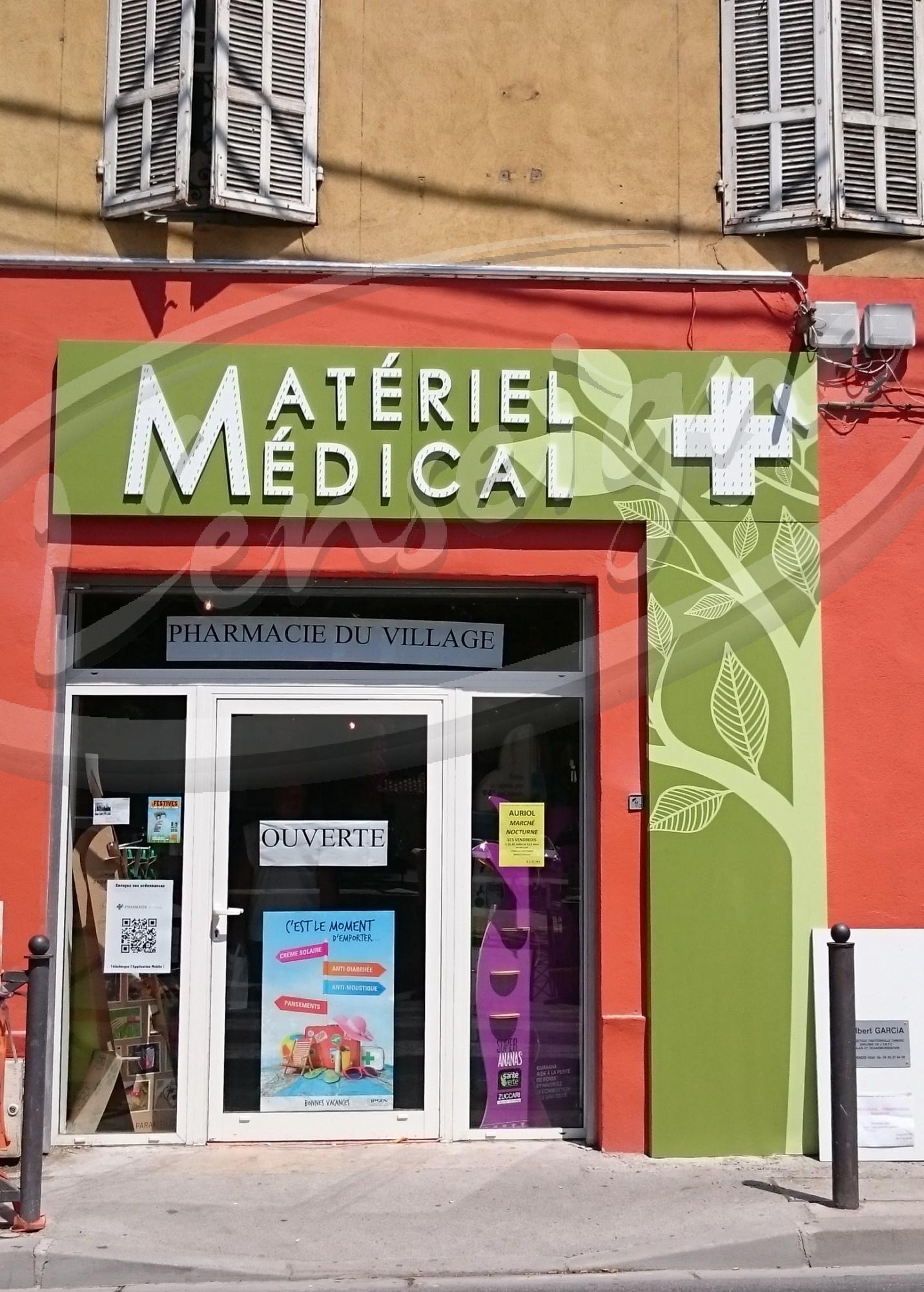 enseigne lettres reliefs auriol