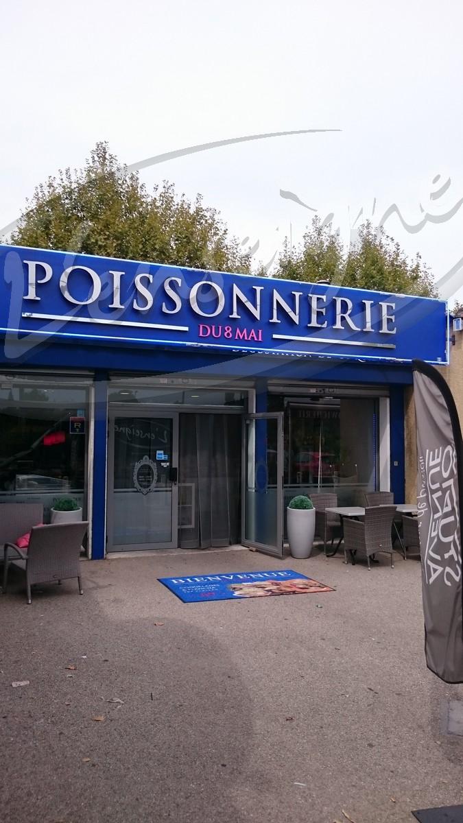 enseigne lettres reliefs marignagne