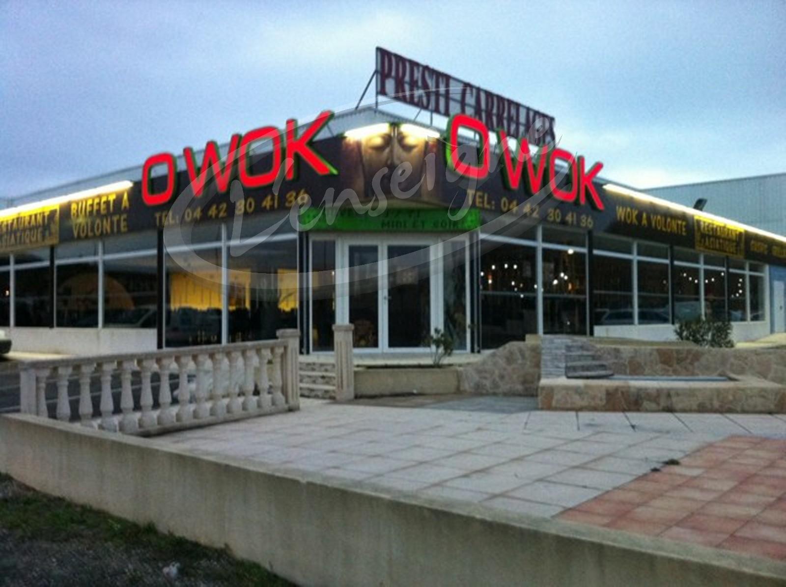 enseigne lumineuse martigues