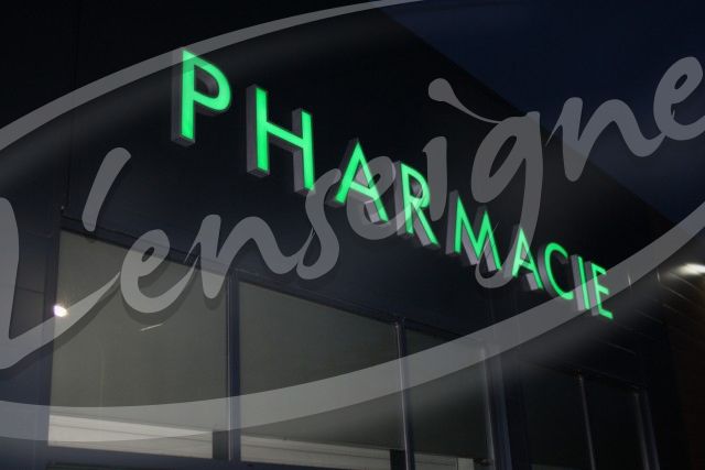 Lettres boitiers lumineuses sisteron