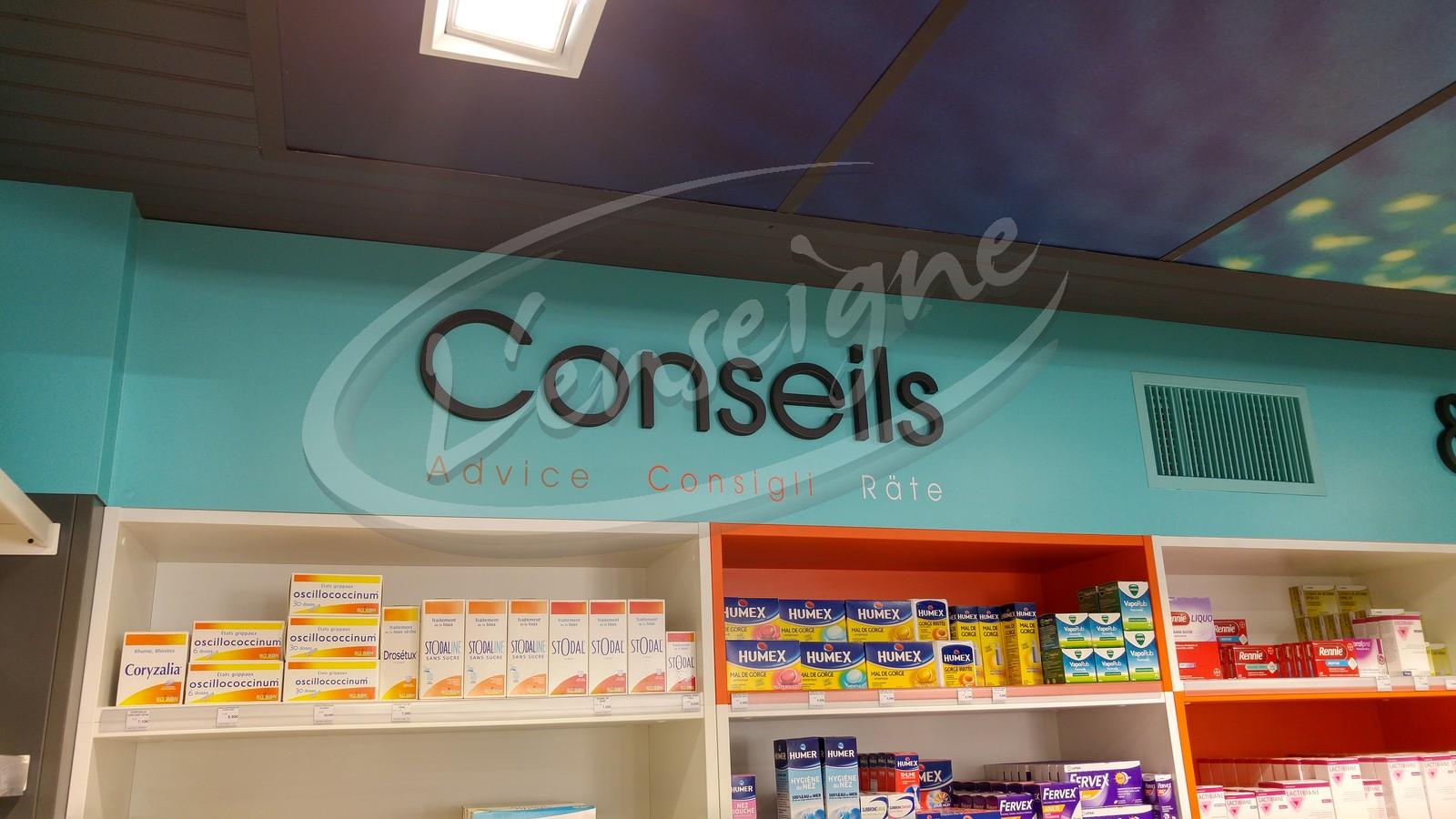 Enseigne lettres reliefs Sainte-Maxime