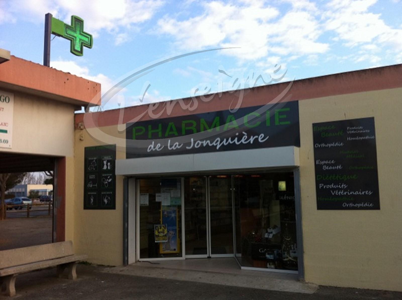 signalétique extérieure de pharmacie avignon