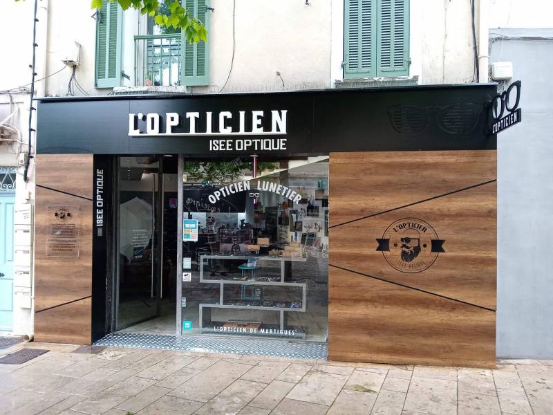 habillage de façade en bois pour magasin aubagne